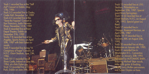 U2 covering em backstage
